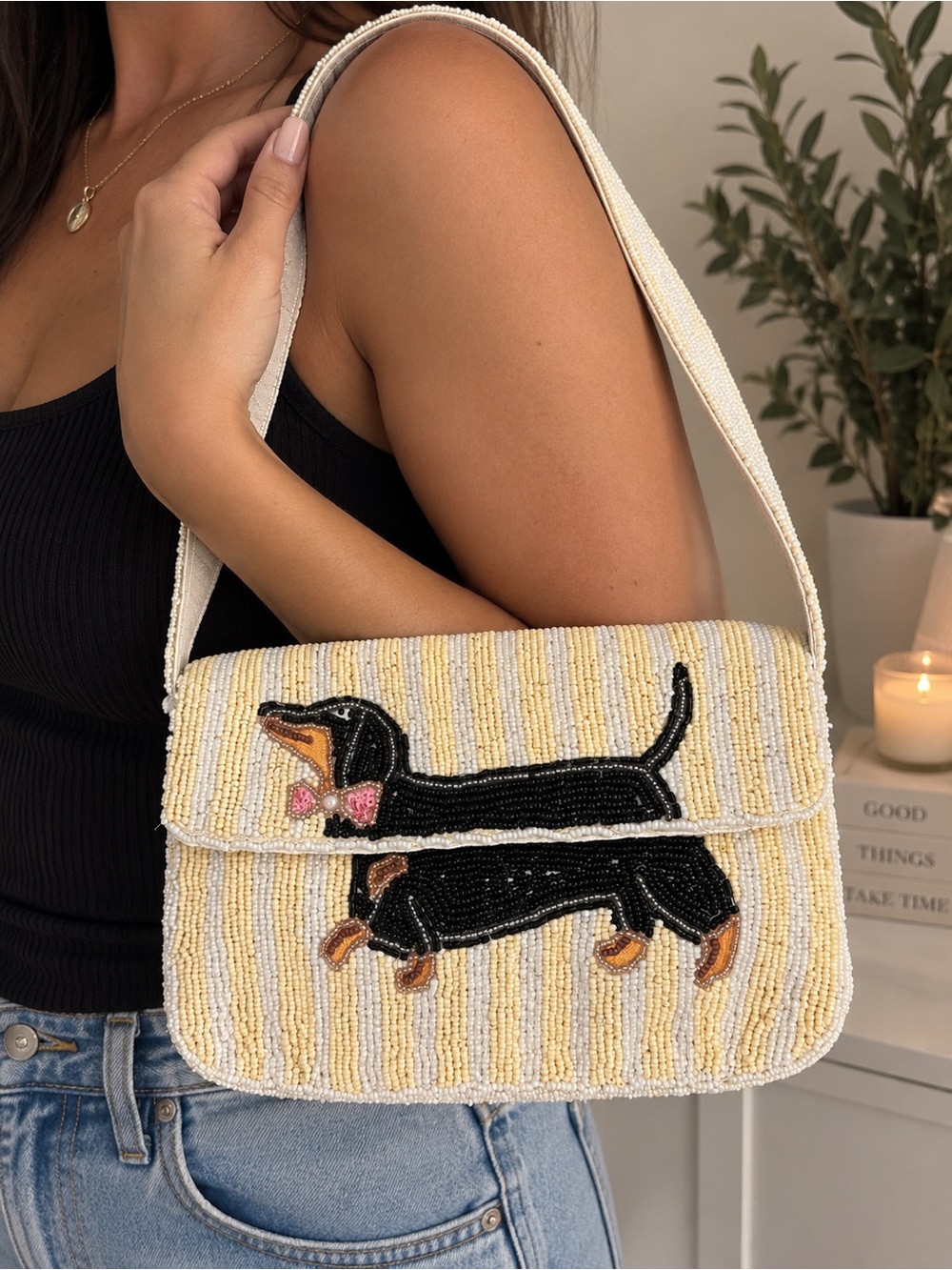 NWT Beaded Dachshund Dog Shoulder Bag Cream Yellow 🐶✨